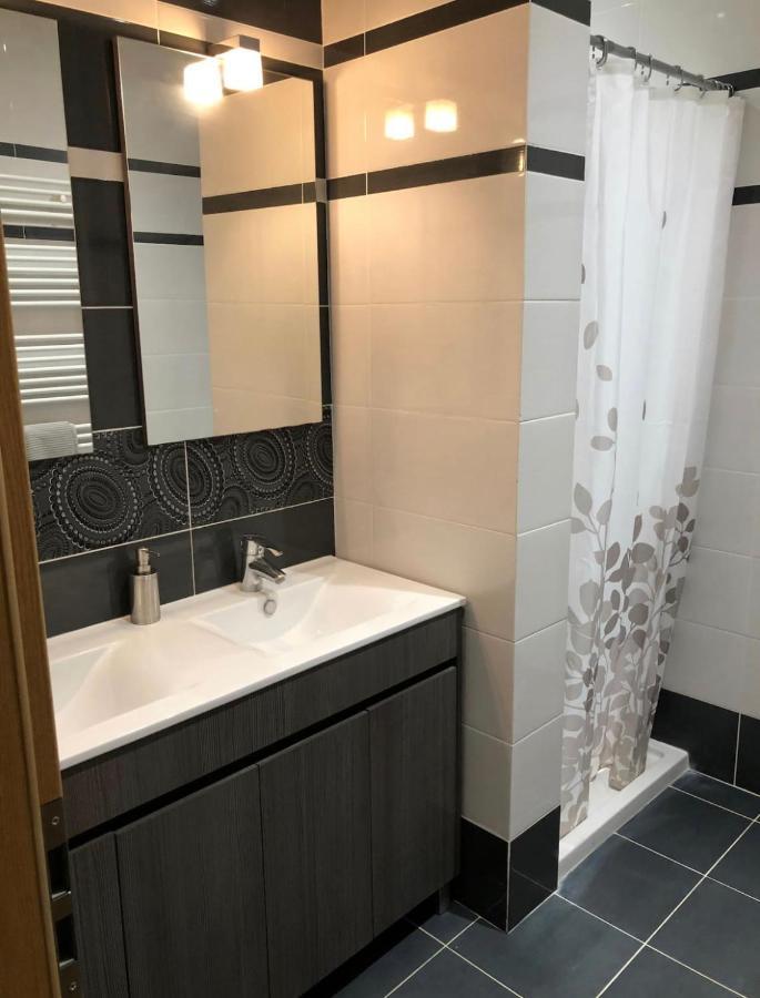 Grand Logement A 300 Metres De La Gare Мант-ла-Жоли Экстерьер фото